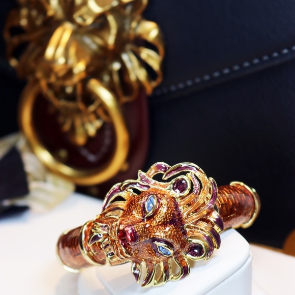 🏆 Rare! Vintage Kenneth Lane Lion's Head Bracelet - Picture 14 of 16